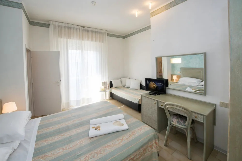 Hotel Cristina Corona