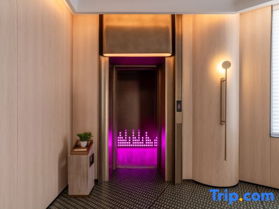 Romantic Season Blue Diamond Hotel (Shenyang Youth Avenue Subway Station