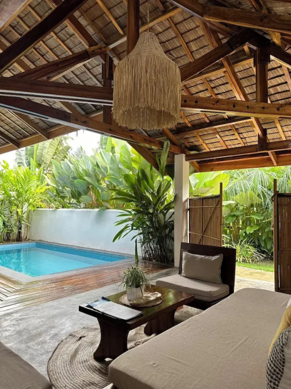 Yumi Villas Port Barton