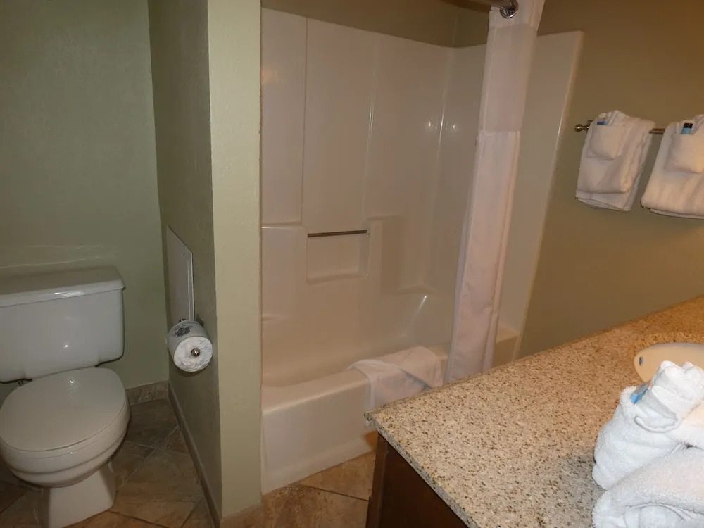 0501 Waters Edge Resort 3 Bedroom Condo