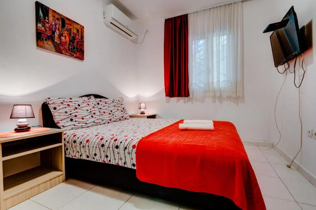 Stars II Residence