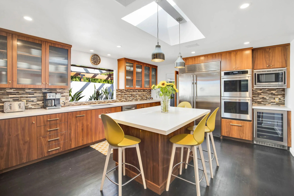 Edwin by Avantstay Hollywood Hills Luxury + Pool