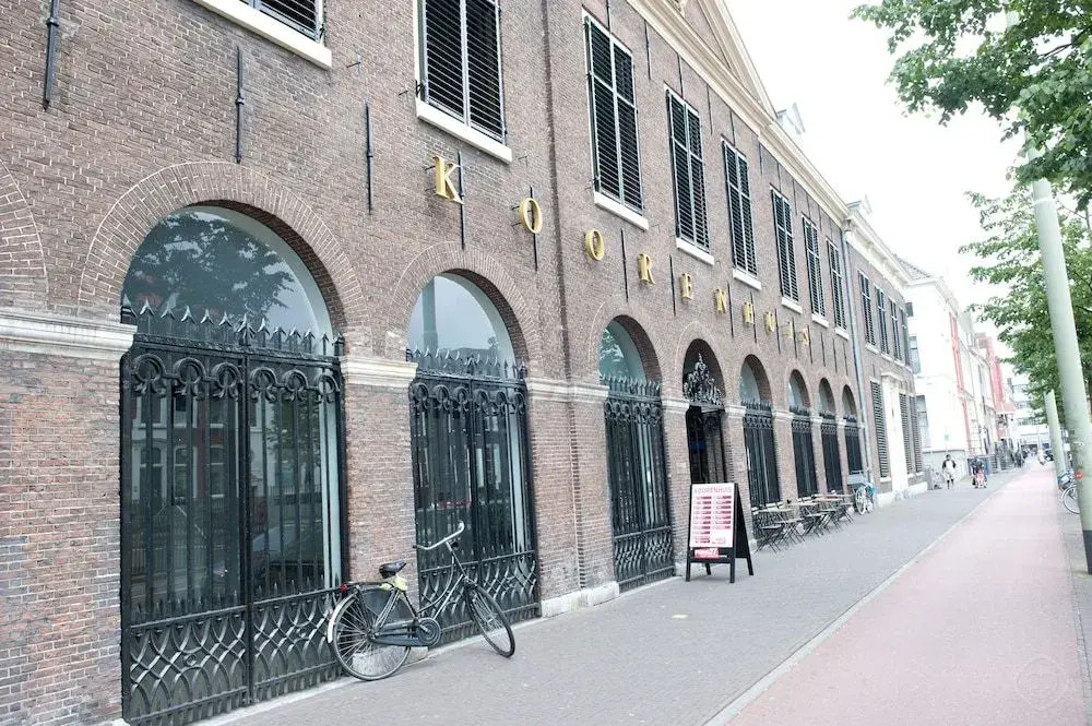Modern Centre Apartments