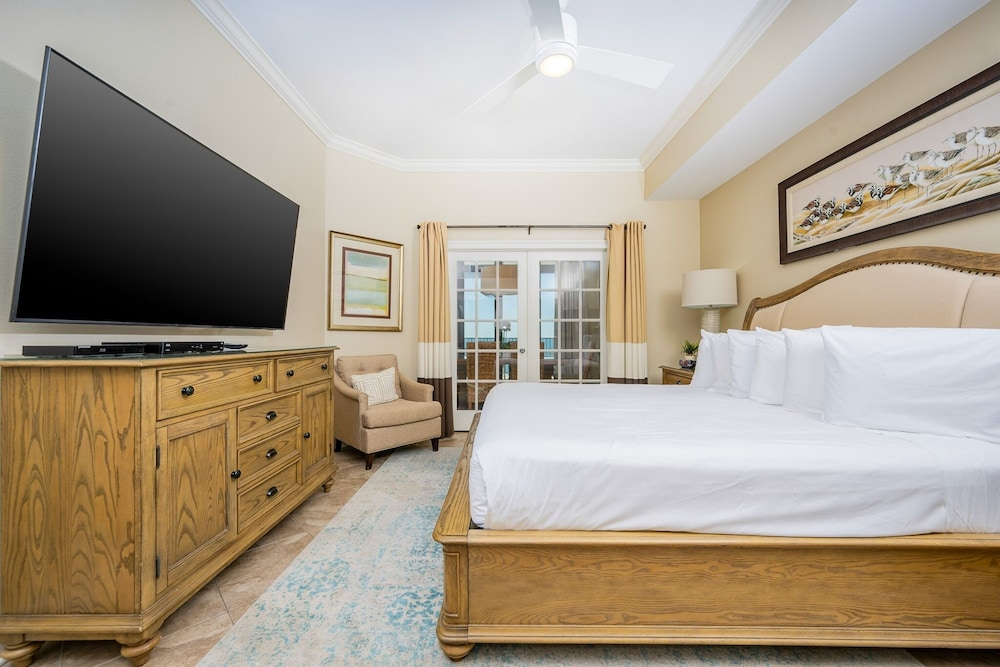 The Oasis 1702 Formerly Phoenix West Ii 1702 3 Bedroom Condo