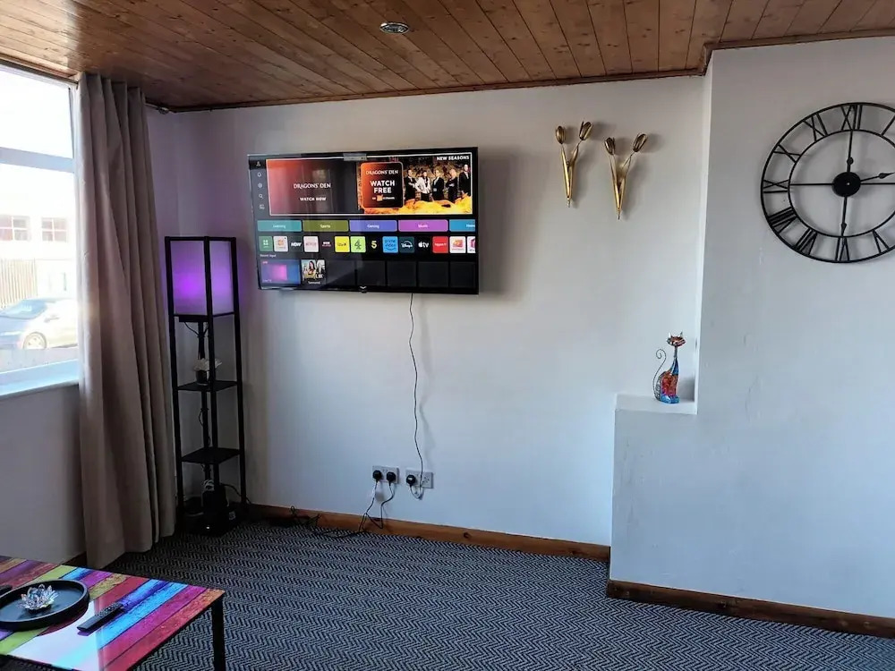 Charming 3-bed House in Birmingham Near nec & hs2