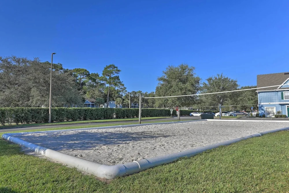 Kissimmee Condo: Community Perks, 10 Mi to Disney!