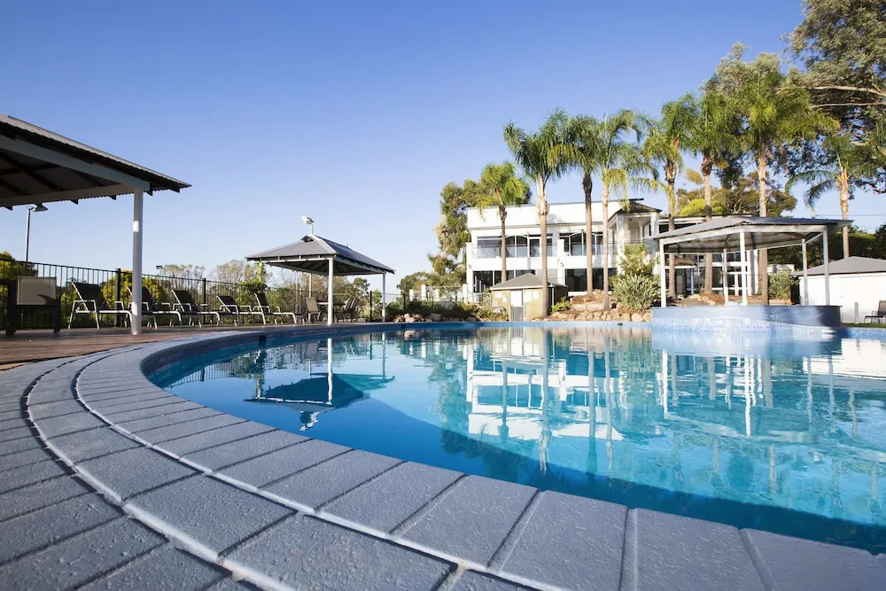 Lake Hume Resort