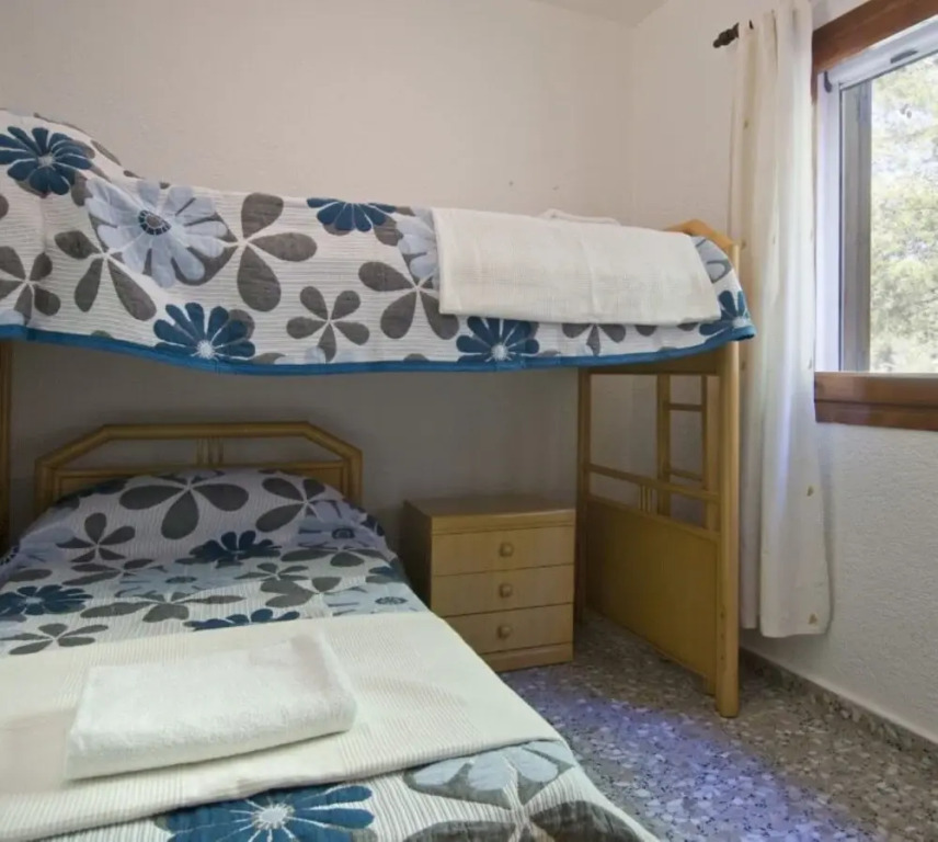 Villa - 8 Bedrooms with Pool and WiFi - 106415