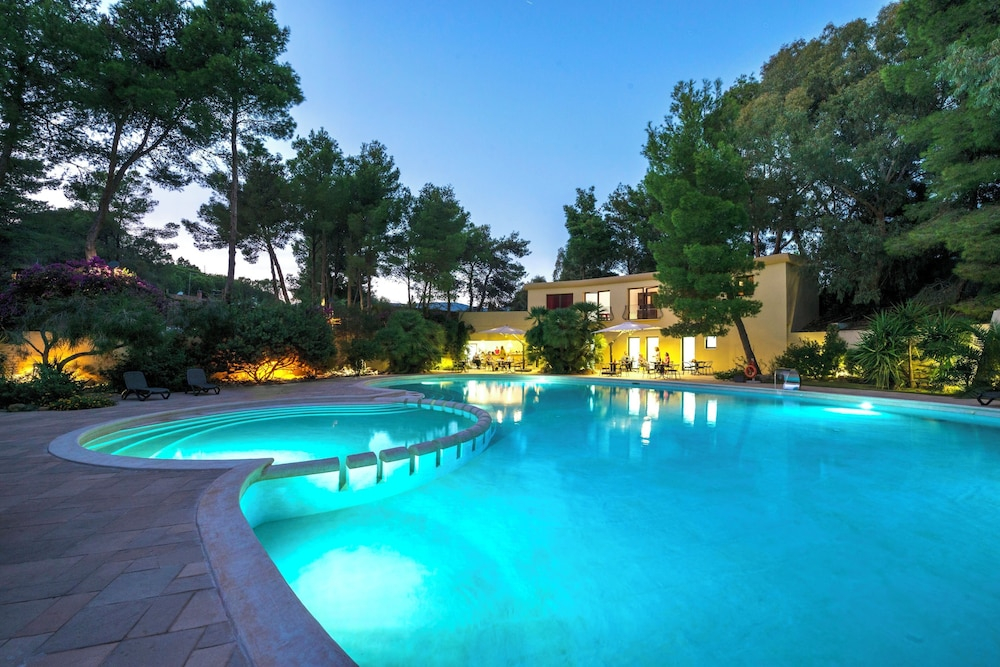 Residence with swimming pool in Santa Margherita di Pula