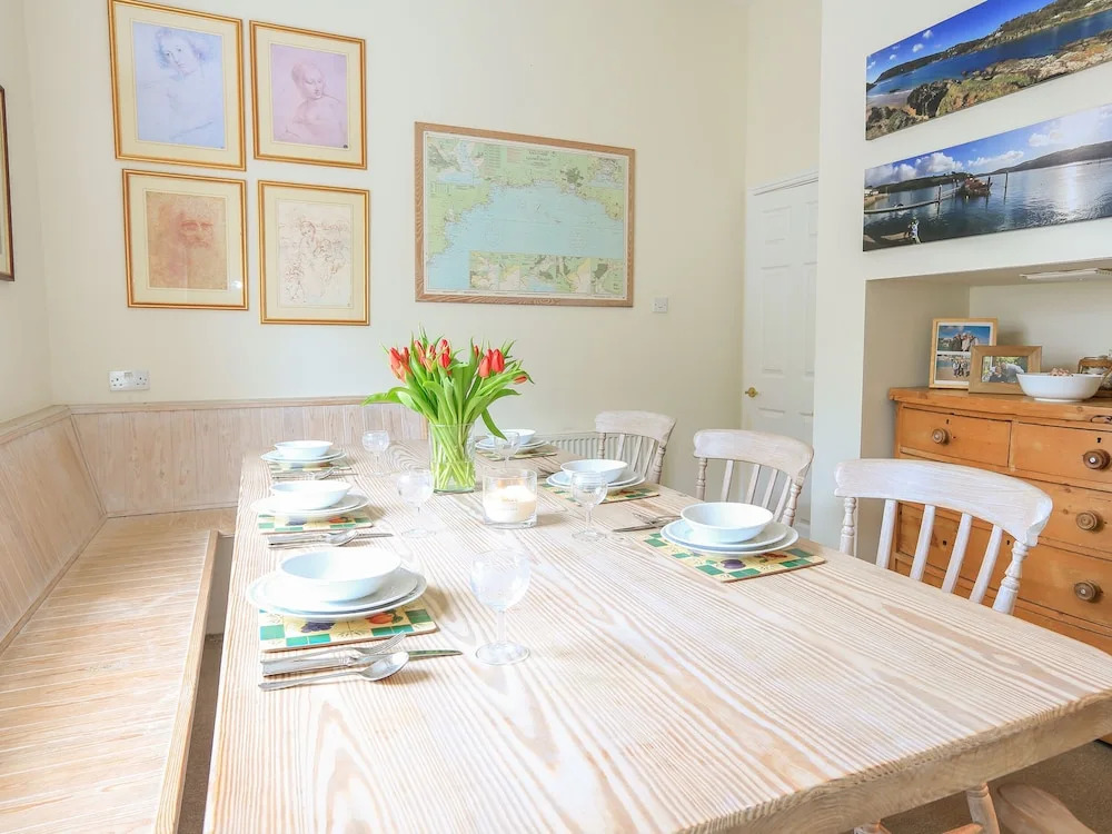 1 Holmleigh