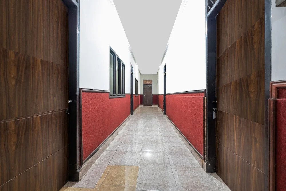 Hotel O Transit 2