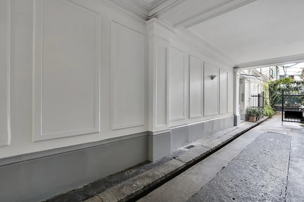 Pick A Flat's Montparnasse Studio