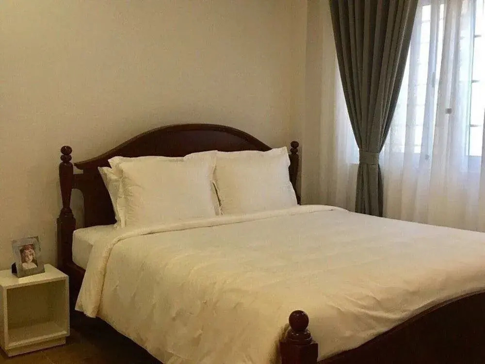 Adamas Apartment