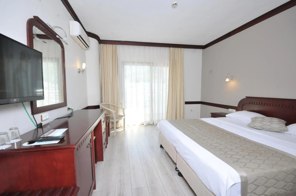 My Dream Hotel