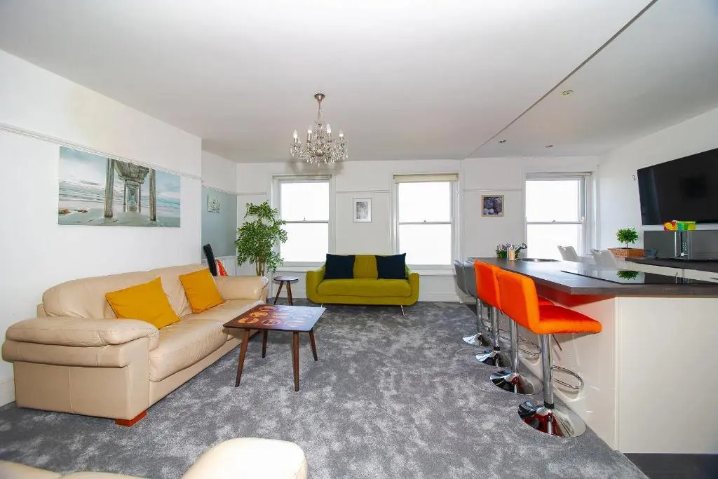 Horizon View - Charming sea view apartment in central location