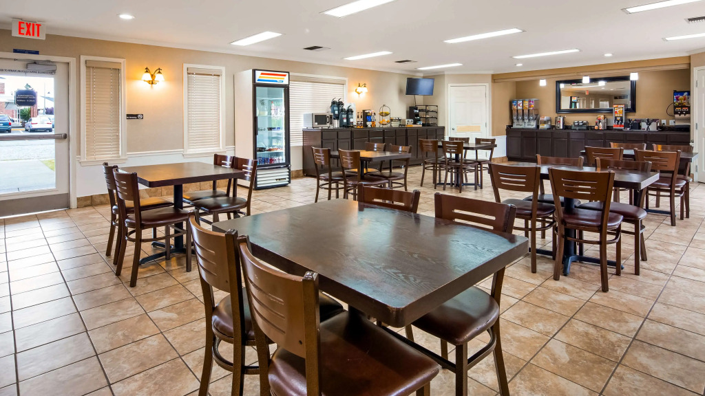 Best Western Lakewood- Historic Landmark