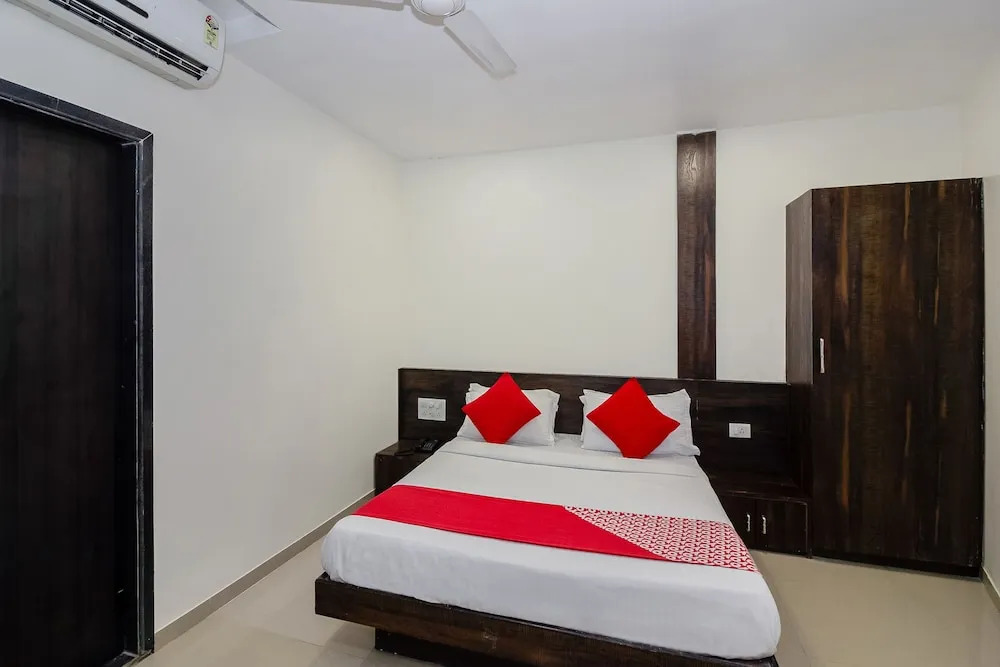 OYO 3630 Hotel Ajwa
