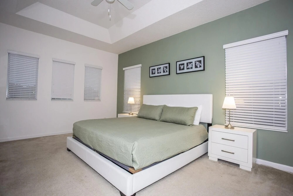 Stunning 6 Bedroom Single Family Home Close to Disney 327