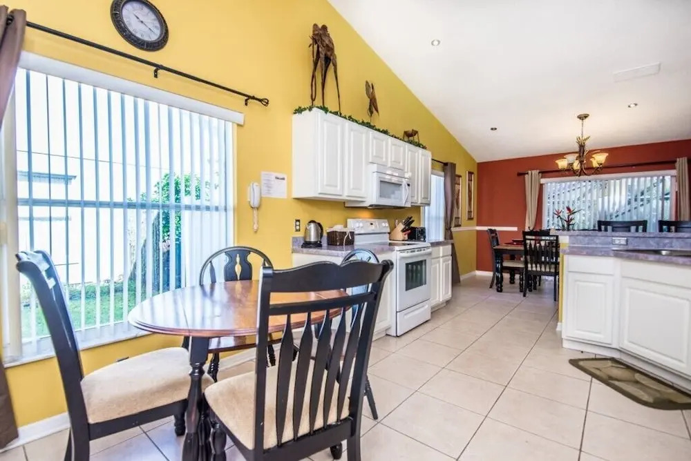 Luxury 4 Bed Villa With Private Pool & Spa 4 Bedroom Home
