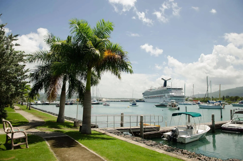 Seawind On the Bay - Apartments
