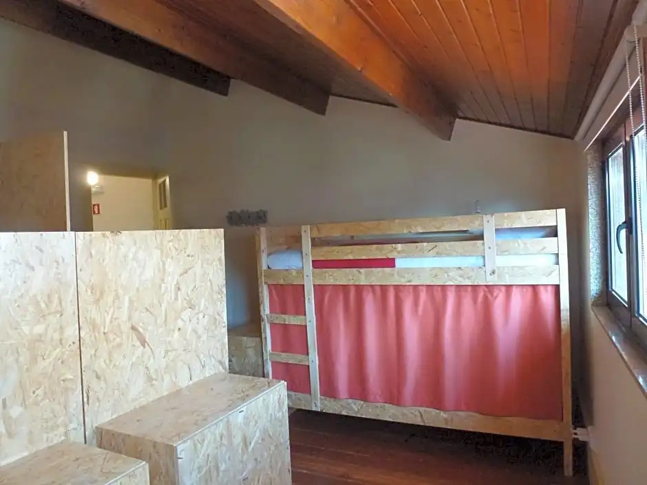 Canvas Atelier Hostel