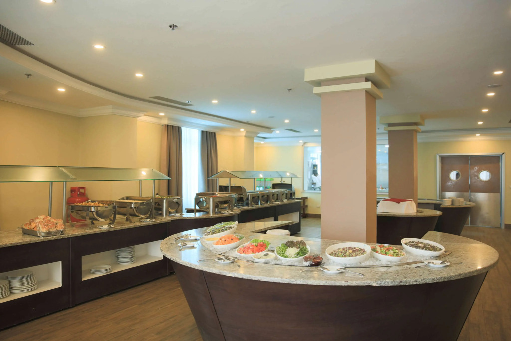 Swiss Inn Nexus Hotel