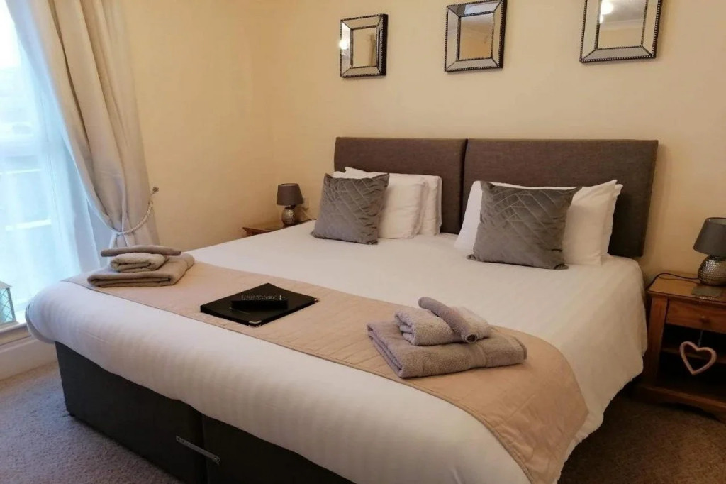 Abbey House B & B