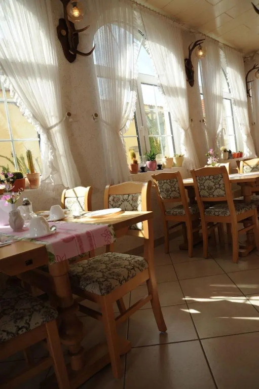Hotel Schlosshof Dolgesheim