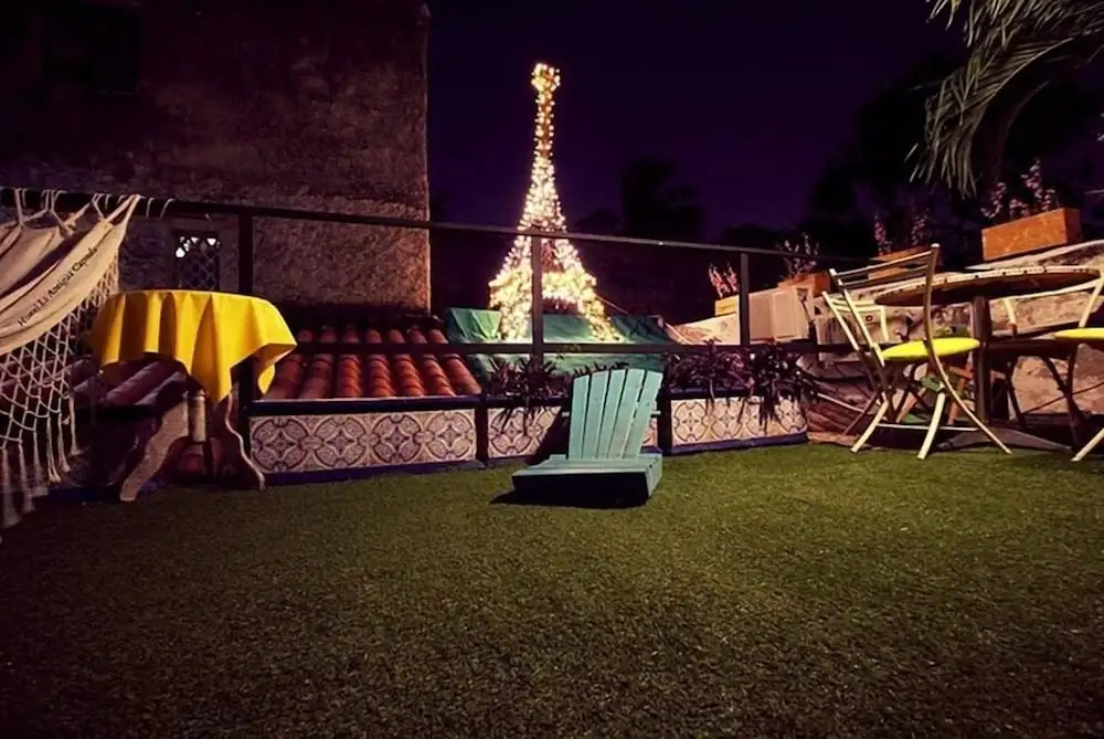 Hostel la Antigua Capsula