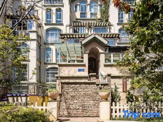 Floral Hotel·Kunming Aromatic Garden hotel (Kunming Guandu Ancient Town)