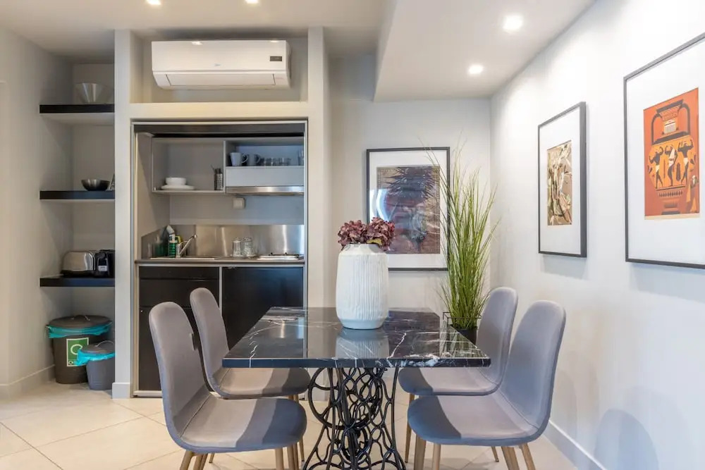 Superb Central Athens Suite With Rooftop Perfect for 5 Guests 85sqm