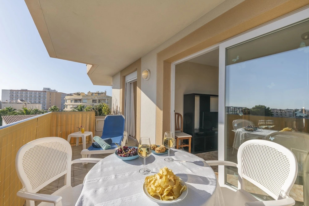 Tio Max Apartment II