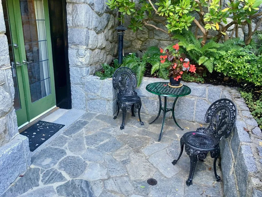 Prior Castle Inn