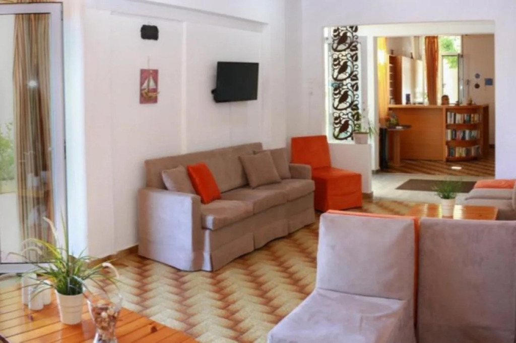 Zorbas Beach Hotel