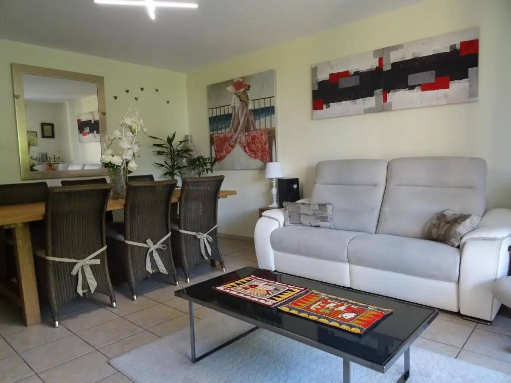 Le Hameau (Adults Only)