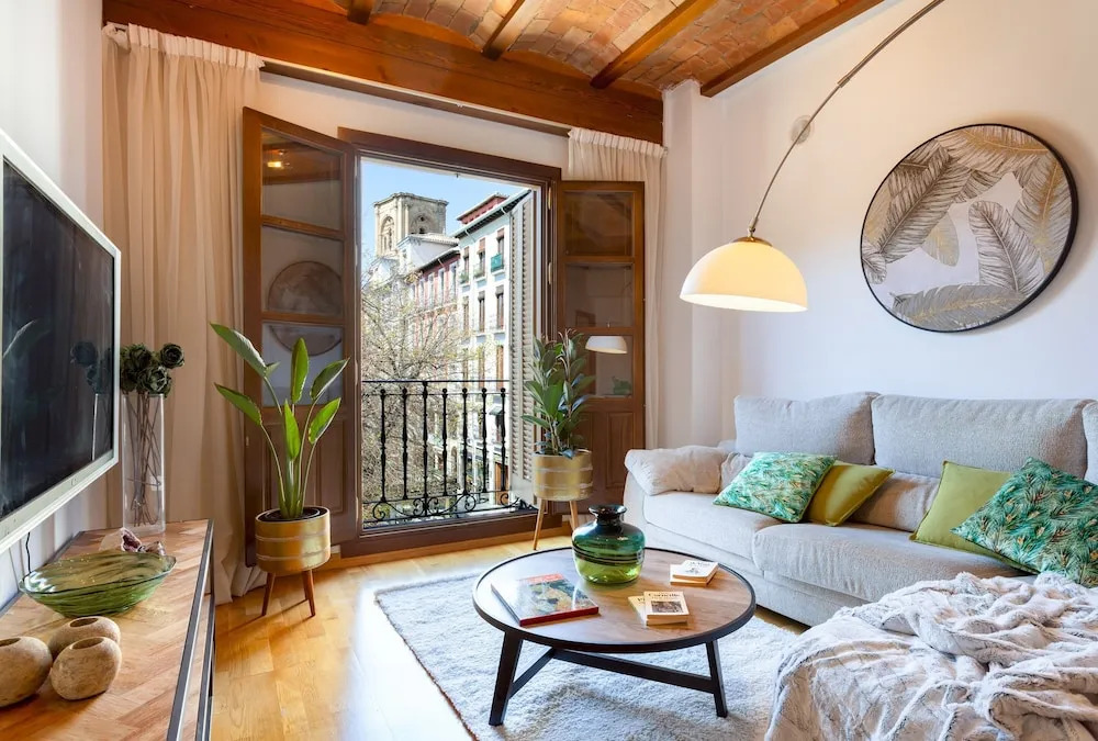 Bright & Confortable 2 Bd Apart With Views to Bib Rambla Square. Bib Rambla II