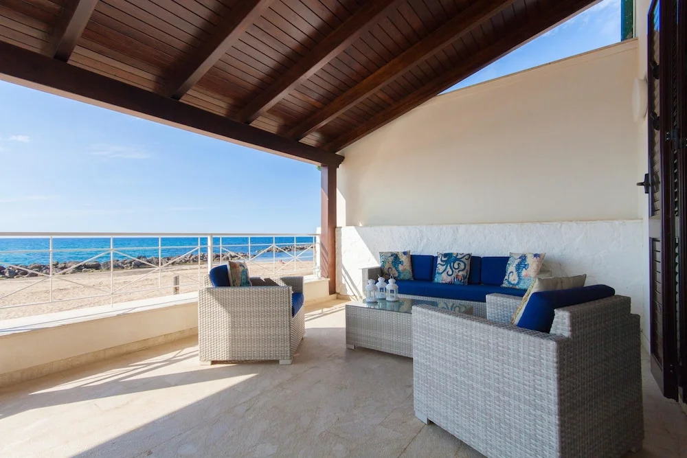 Apartment With 4 Bedrooms in Piano di Trappeto, With Wonderful sea Vie