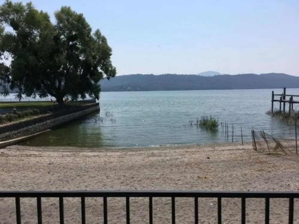 Clear Lake Cottages & Marina