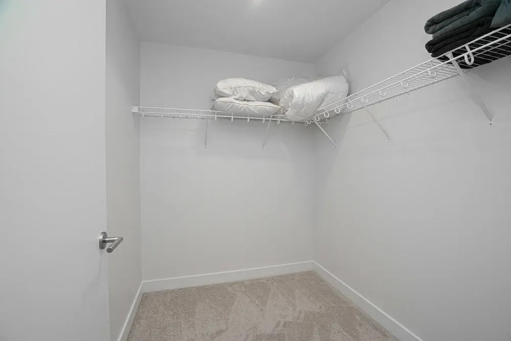 SoBe Belmont St Apartments