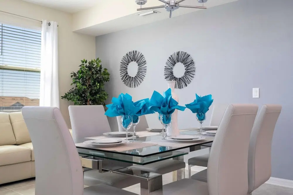 Gorgeous 2Bd Close to Disney Storey Lake Resort 303 3121