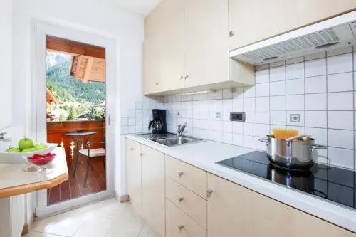 Garni Hotel Miara - Your Dolomites Home