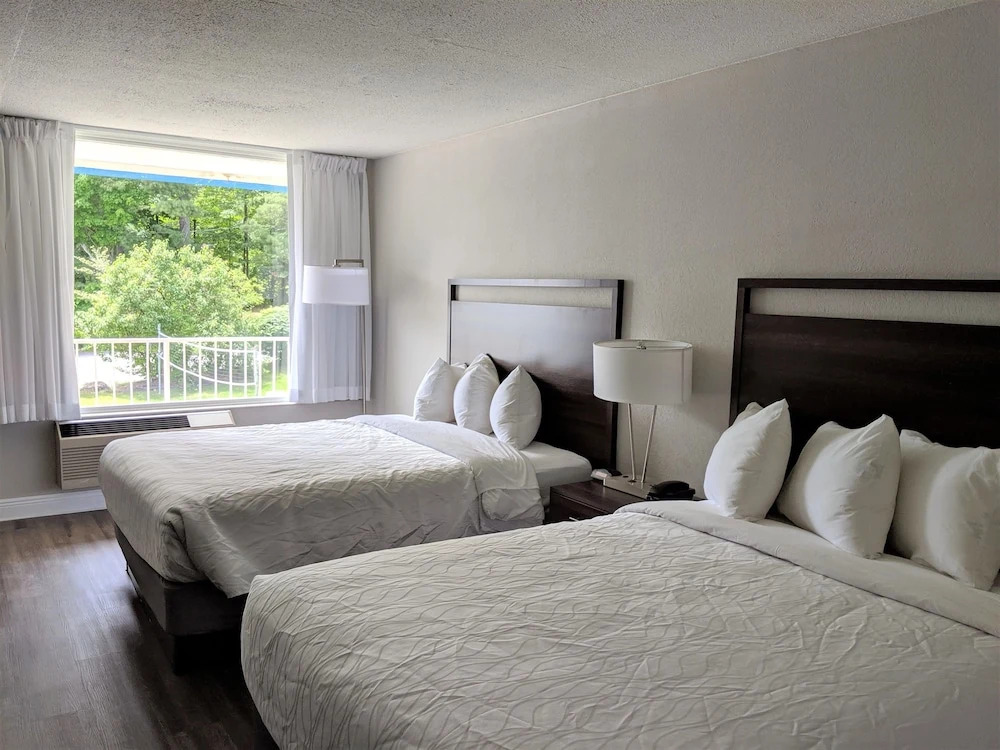 Lakefront Terrace Resort