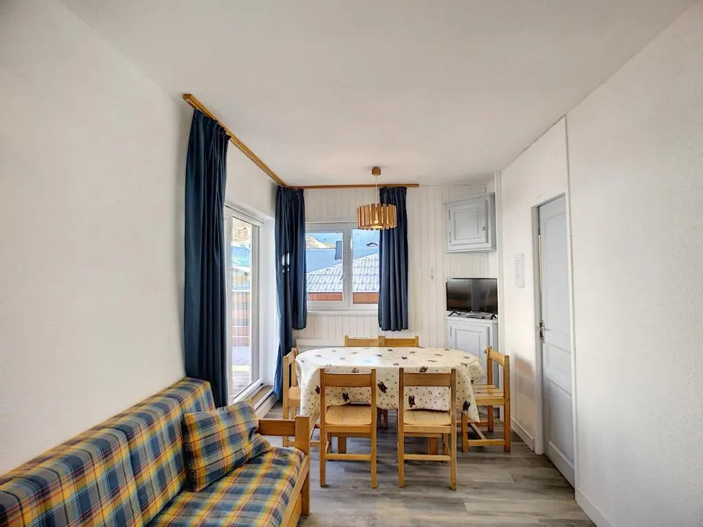 Appartement Les Menuires, 3 pièces, 6 personnes - FR-1-178-104