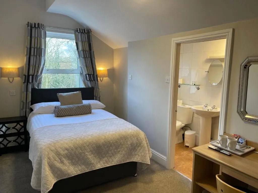 Westlynn Hotel & Apartments Free Parking Near Manchester Centre