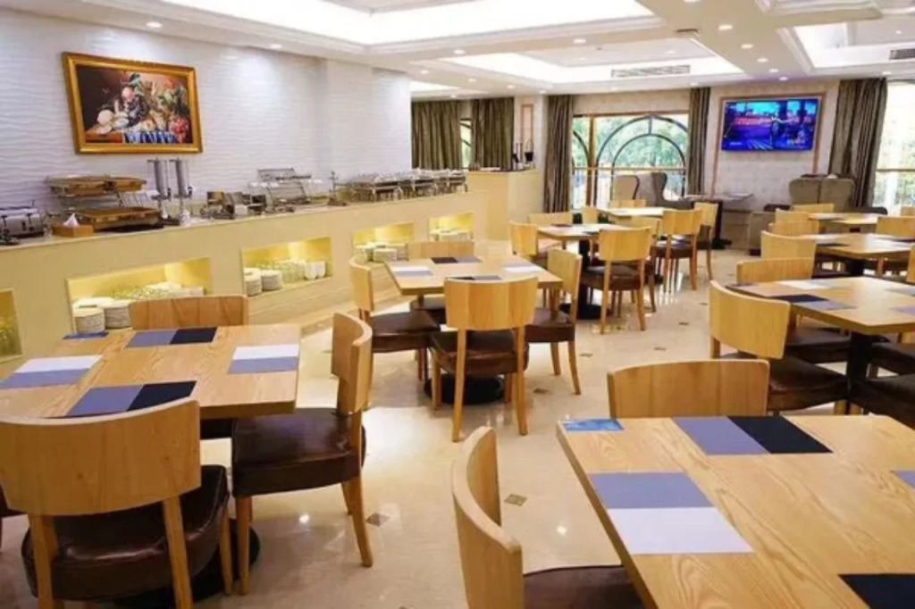 Vienna International Hotel (Slender lake Dongguan Street Ancient Canal)
