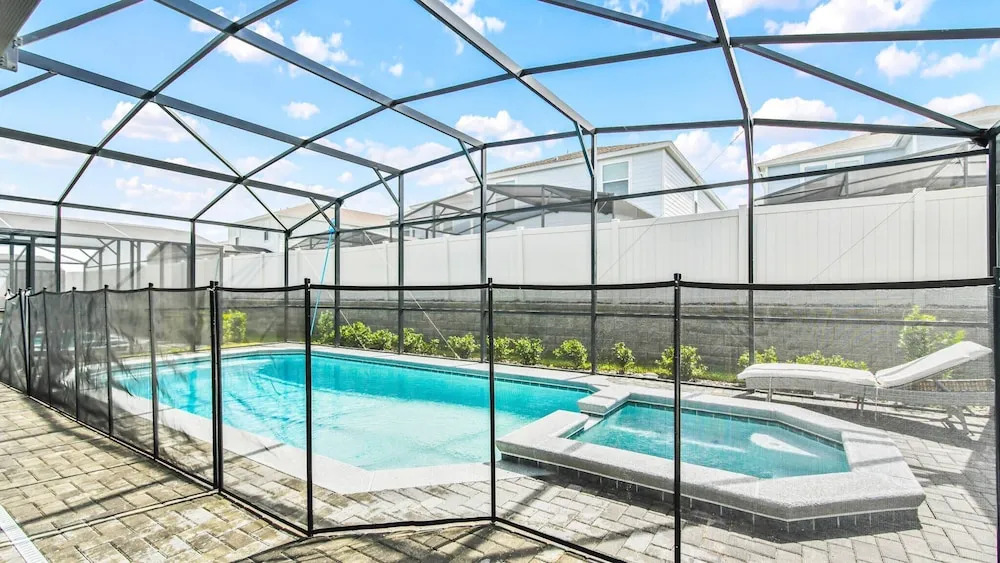 Comfort & Luxury Near Orlando Attractions