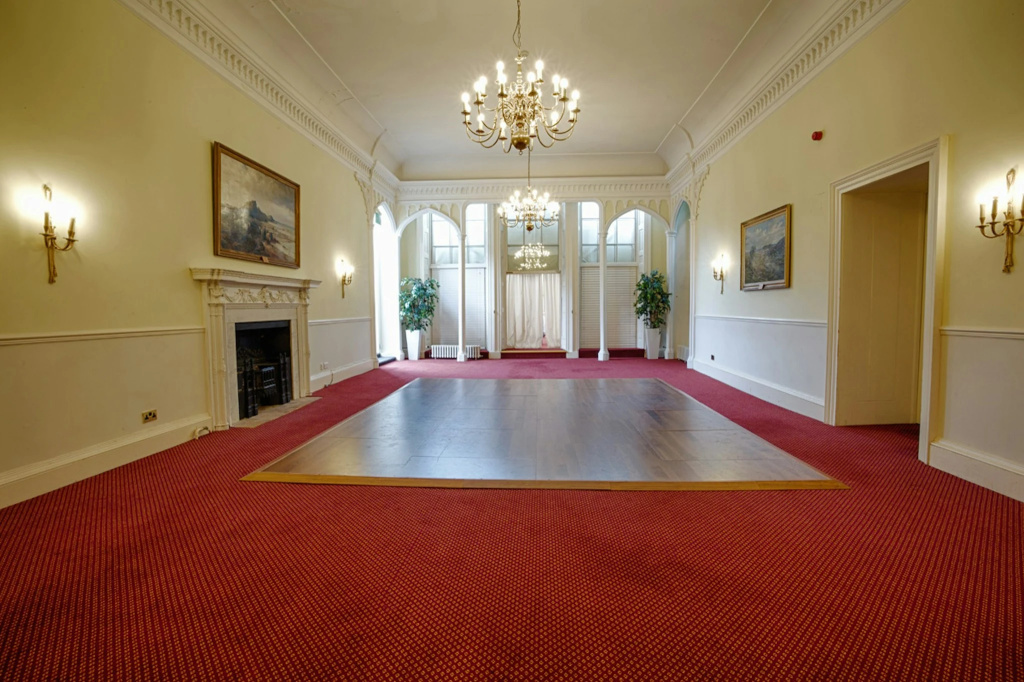 Donnington Grove Country Club