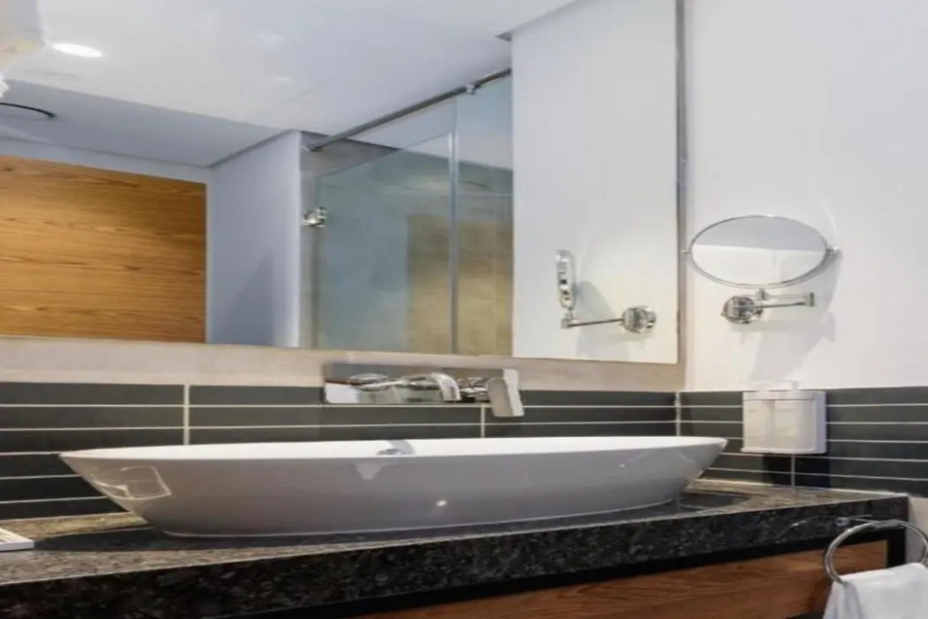 Holiday Inn Dubai Jumeirah Village Circle by IHG