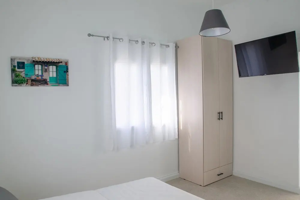 Hostel BU93