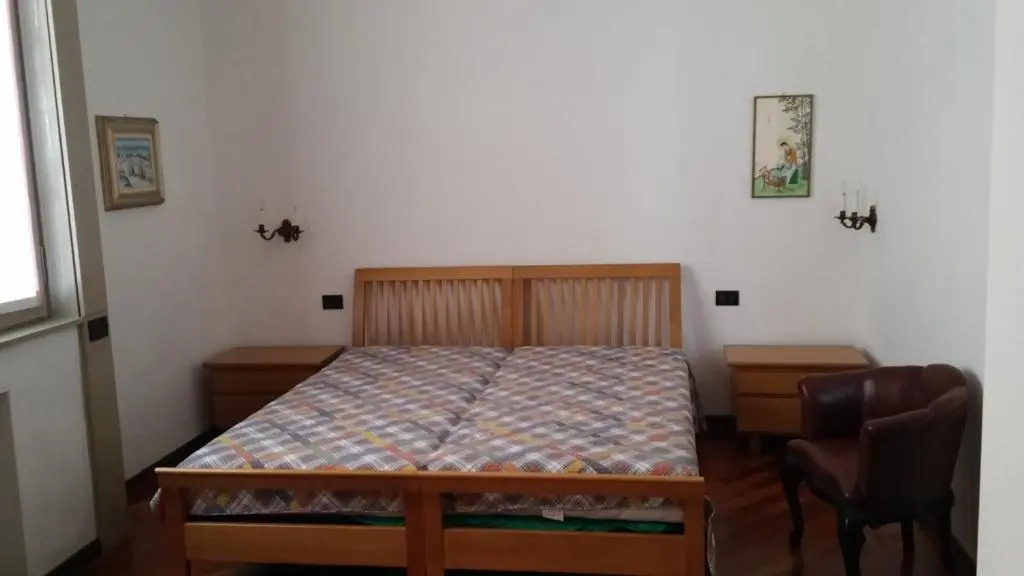 Emi Apartment